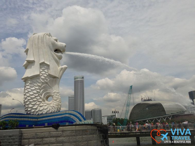 Merlion Statue din Singapore @ Viva Travel_1